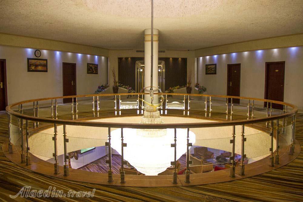 راهروی هتل کاروانسرای4 ستاره پارس آبادان | علاءالدین تراول