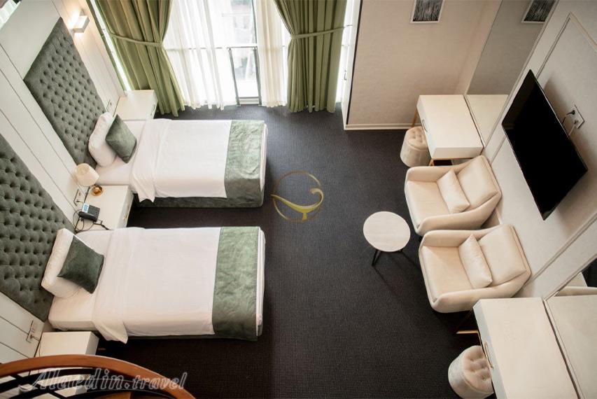 اتاق چهارتخته عادی هتل ملل اردبیل | علاالدین تراول