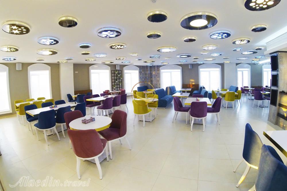 هتل سارای اردبیل | علاءالدین تراول