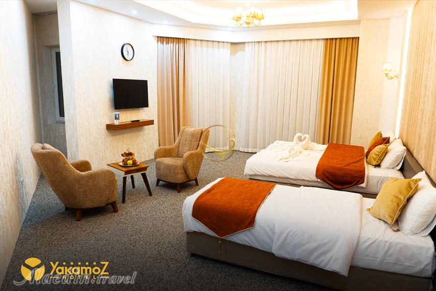 هتل یاکاموز اردبیل | علاءالدین تراول