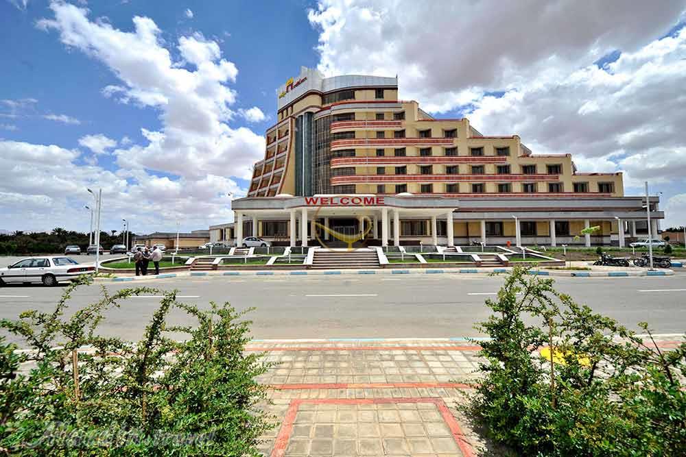 نمای هتل 4ستاره نیکان بافق | علاءالدین تراول