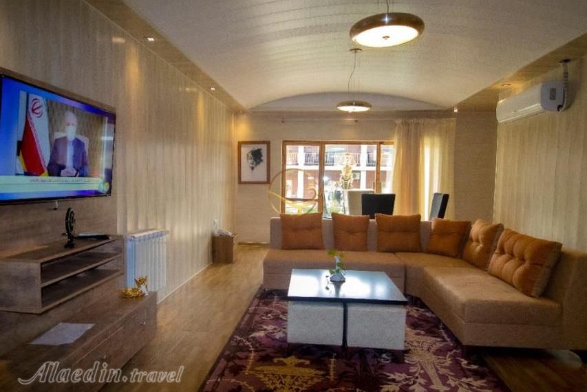 اتاق هتل کاخ امیران چالوس | علاءالدین تراول