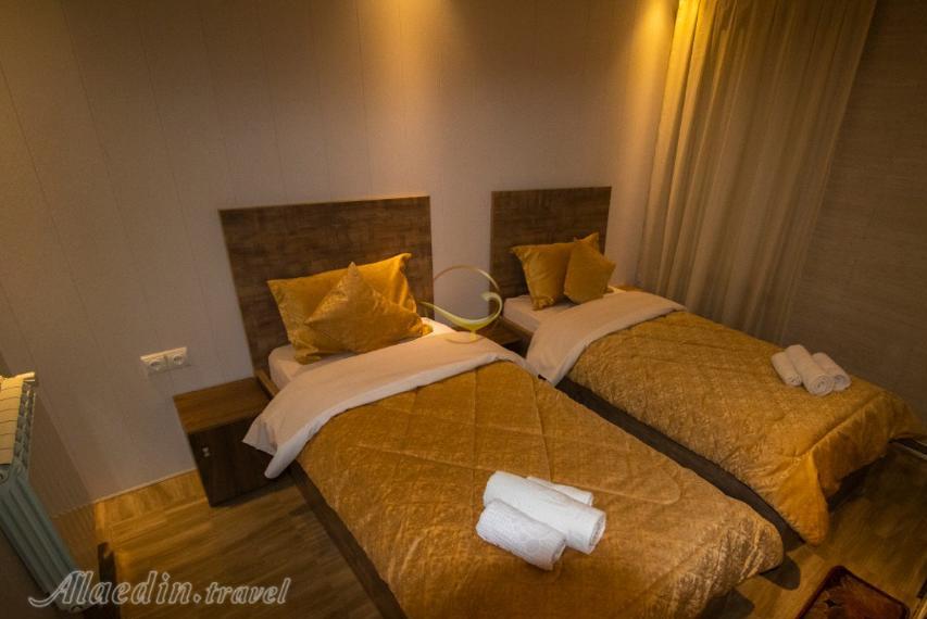 اتاق هتل کاخ امیران چالوس | علاءالدین تراول