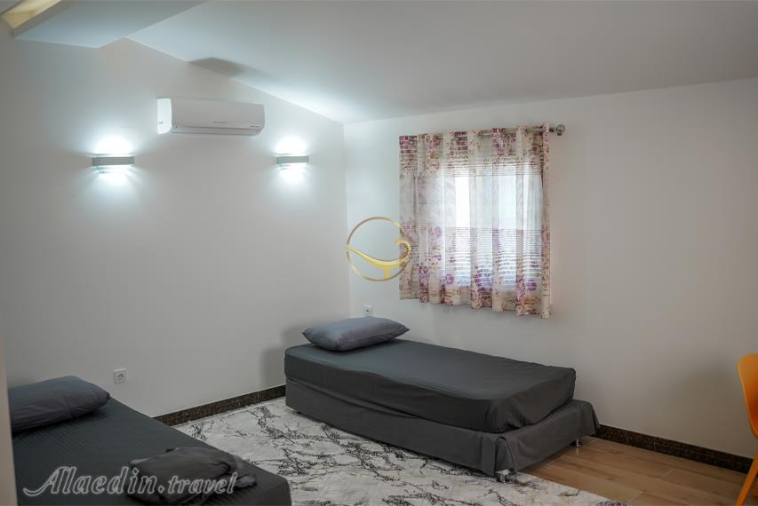 کلبه های هتل پارسيان آزادی خزر (هایت چالوس) | علاءالدین تراول