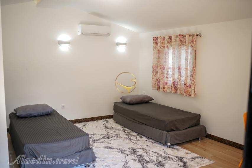 کلبه های هتل پارسيان آزادی خزر (هایت چالوس) | علاءالدین تراول