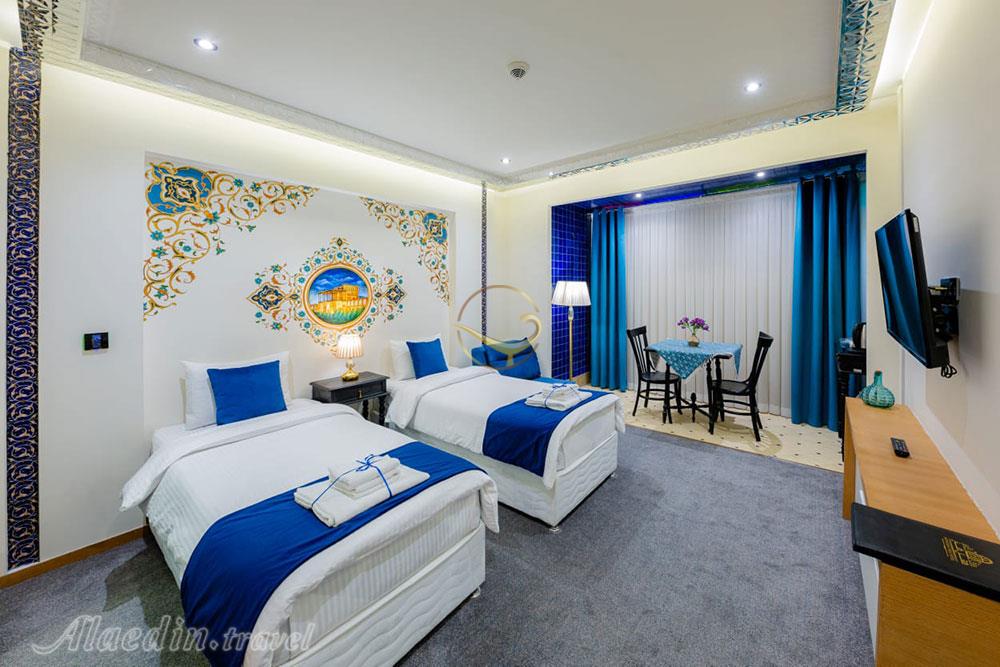 بوتیک هتل هنر اصفهان | علاءالدین تراول