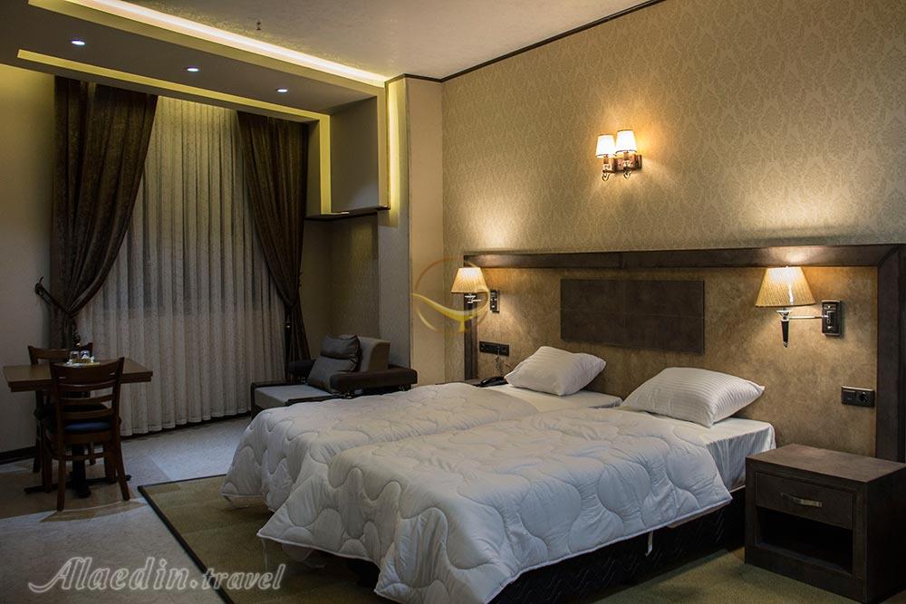 اتاق دو تخته تویین هتل 3 ستاره باران اصفهان | علاءالدین تراول