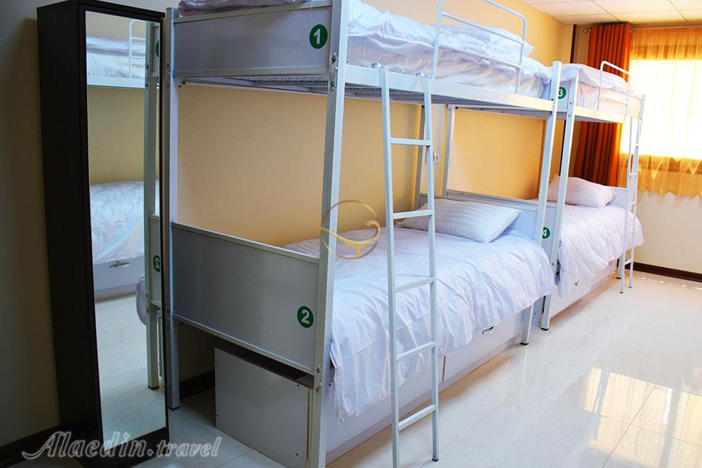 مهمانپذیر بید اصفهان | علاءالدین تراول