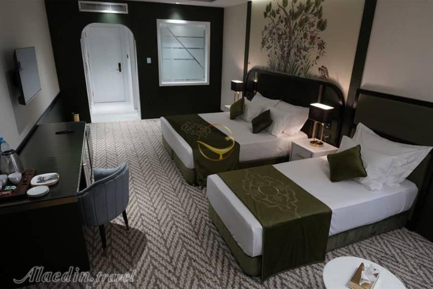 هتل 5 ستاره چهار باغ اصفهان | علاالدین تراول