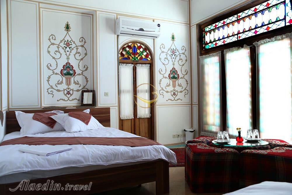 اتاق دبل خانه سنتی ایروانی اصفهان | علاءالدین تراول