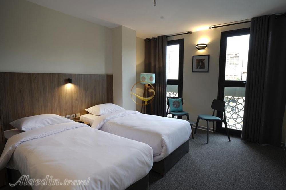 هتل کاربات اصفهان | علاءالدین تراول