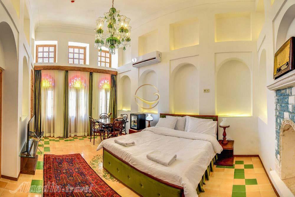 اتاق دبل هتل 4 ستاره کریاس اصفهان | علاءالدین تراول