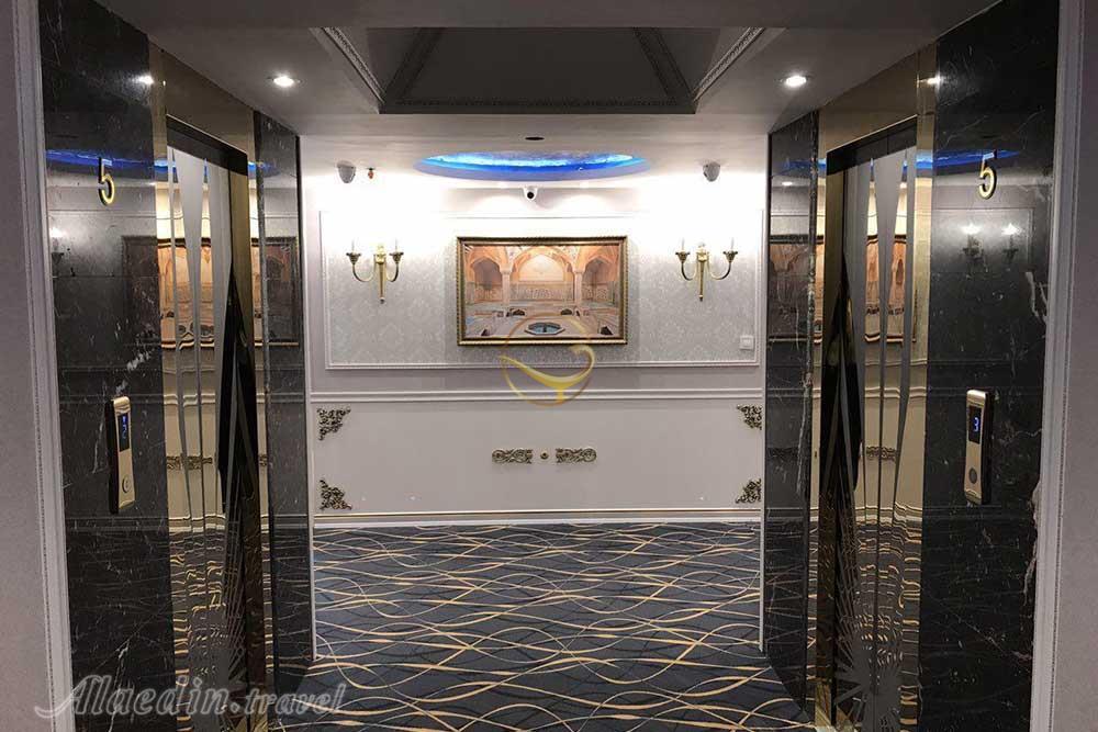 آسانسور های هتل 4 ستاره خواجو اصفهان | علاءالدین تراول