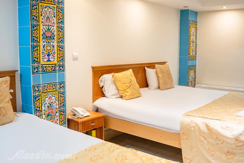 هتل ملک اصفهان | علاالدین تراول