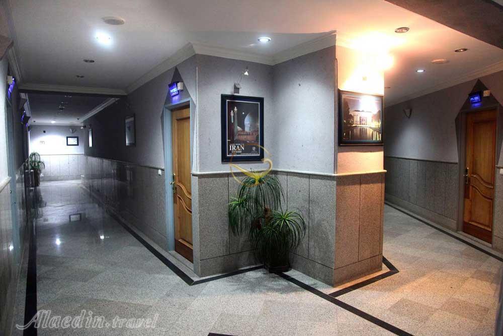 راهروی هتل نگین جی اصفهان | علاءالدین تراول