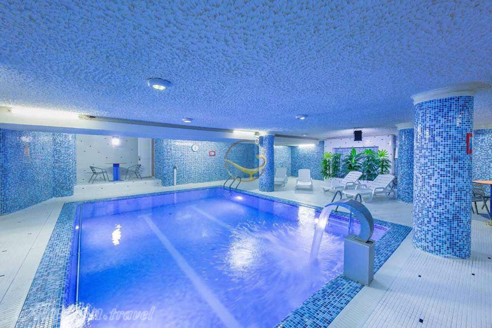 استخر هتل 4 ستاره سفیر اصفهان | علاءالدین تراول