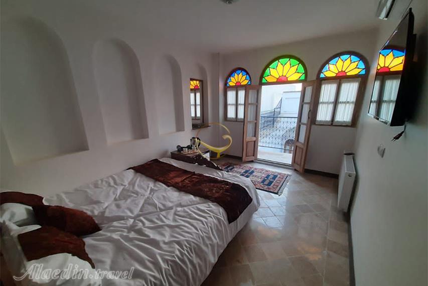 بوتیک هتل شاهان اصفهان | علاالدین تراول