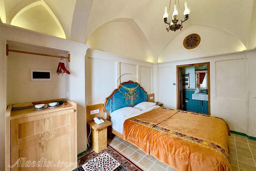 عمارت آقاحسینی کاشان | علاالدین تراول