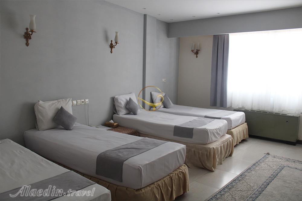 هتل امیرکبیر کاشان | علاءالدین تراول