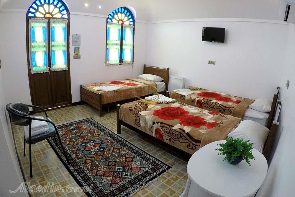 هتل سنتی آمیرزا کاشان | علاءالدین تراول