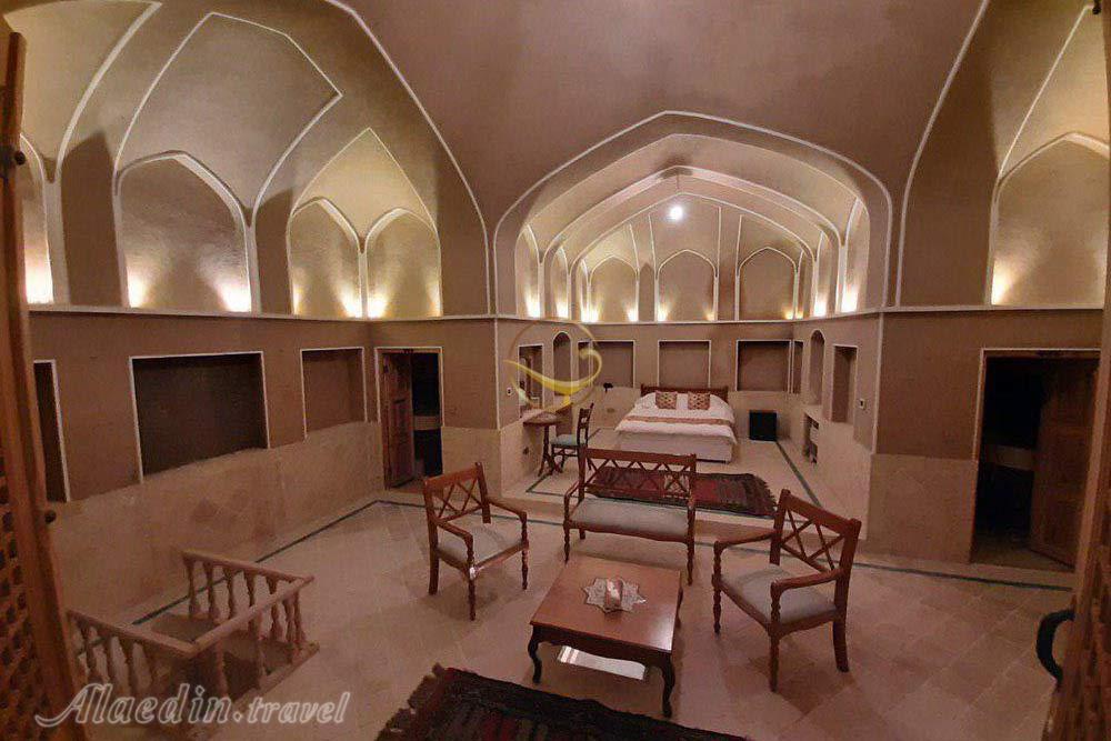 سرای فلاحتی کاشان | علاءالدین تراول