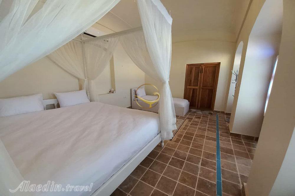 هتل گل بانو کاشان | علاءالدین تراول