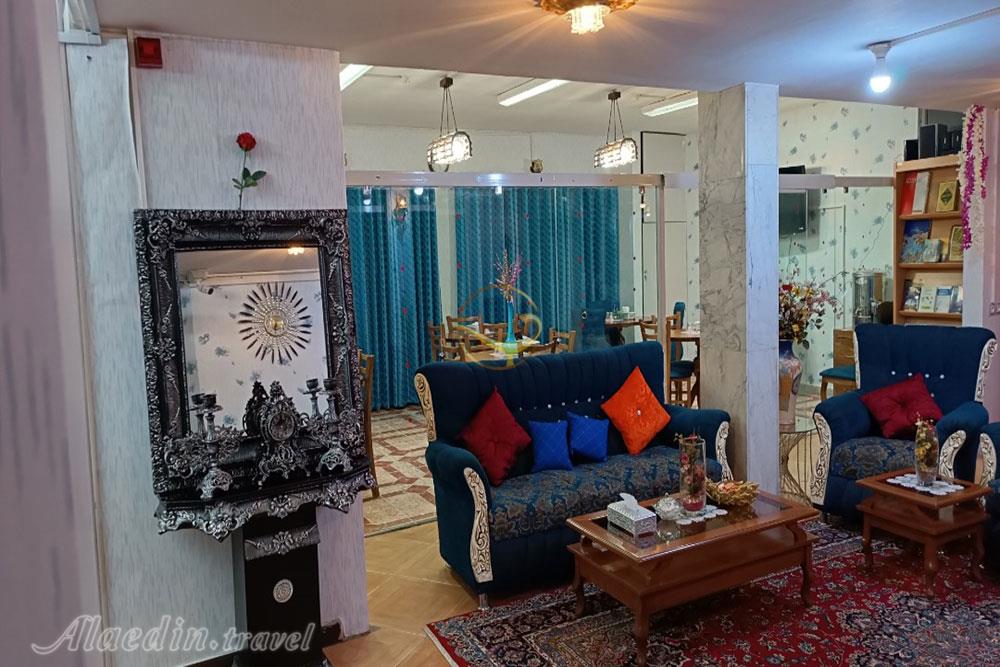 هتل لیلی کاشان | علاءالدین تراول