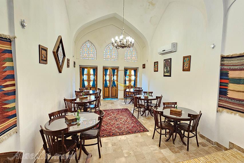 هتل خانه مرشدی 2 (ادیب) کاشان