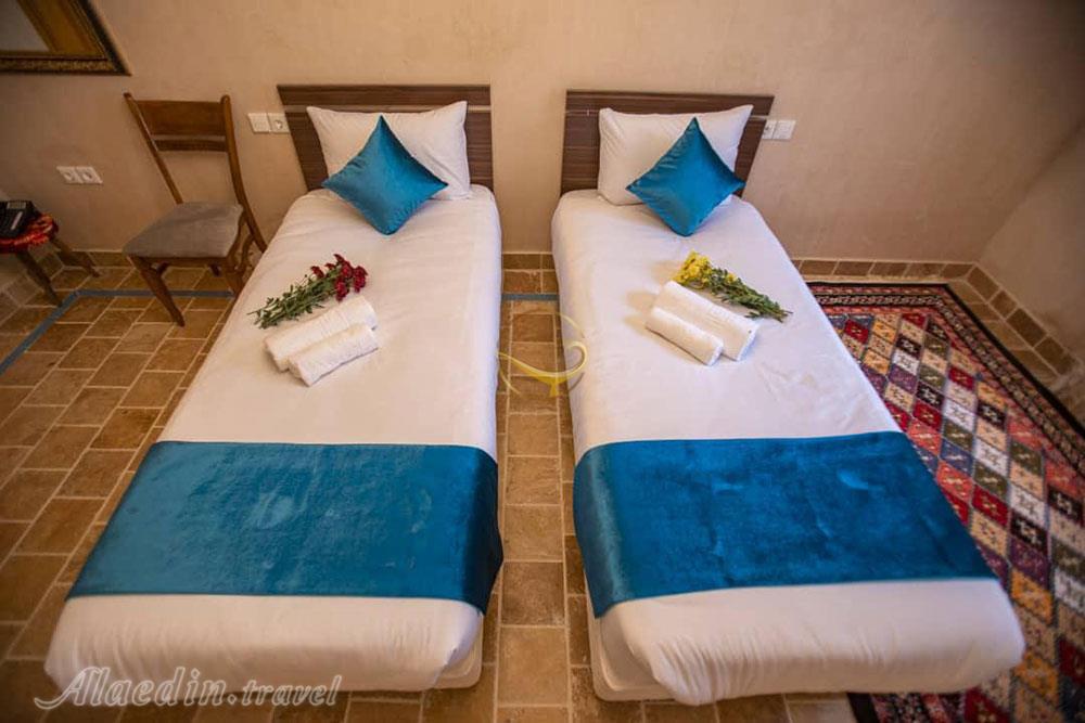 هتل سرای باقی کاشان | علاءالدین تراول