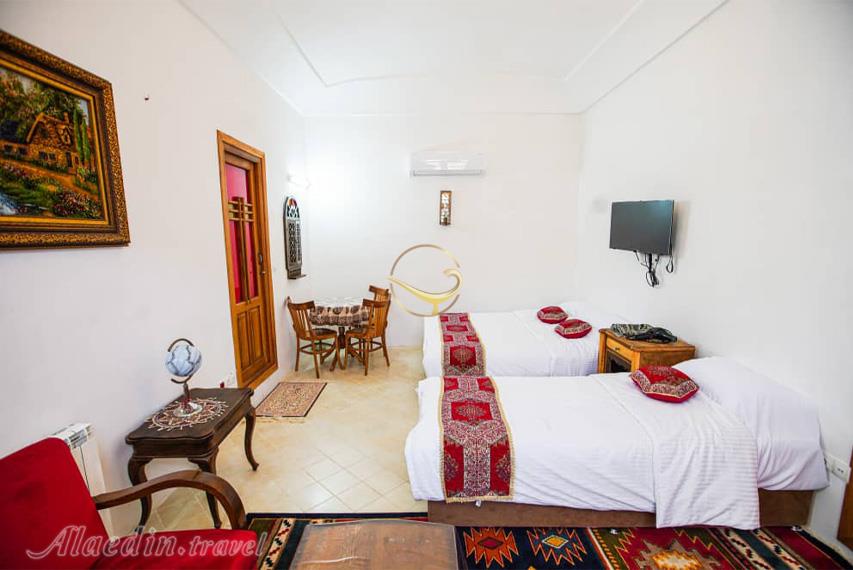 سرای سه سوک کاشان | علاءالدین تراول