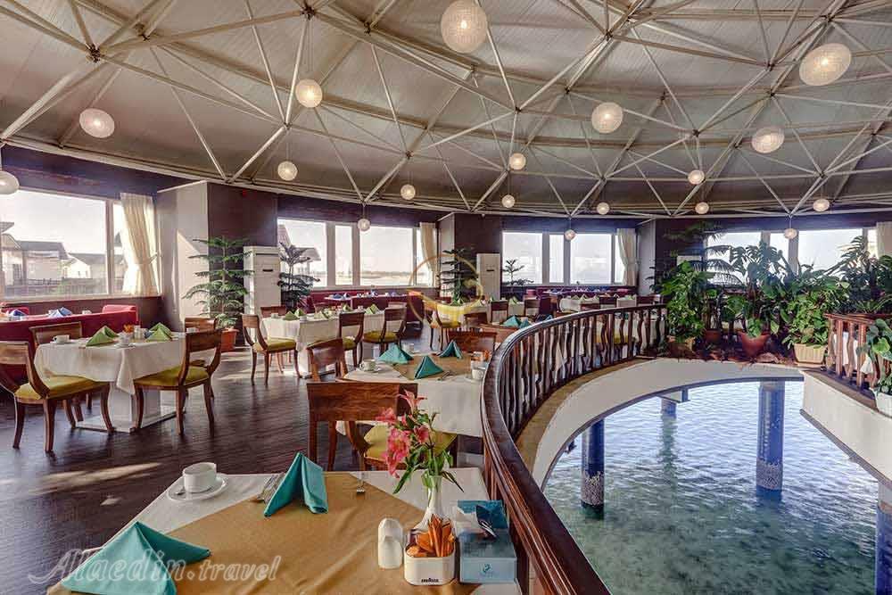 سالن صبحانه خوری هتل پنج ستاره ترنج کیش | علاءالدین تراول