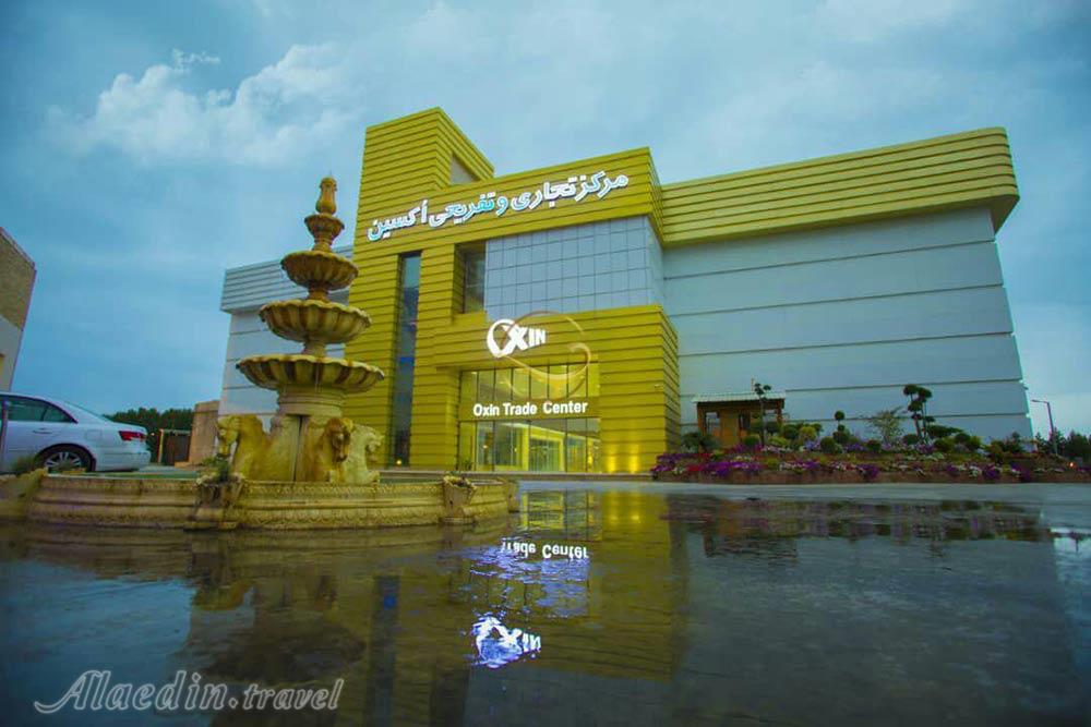 مرکز تجاری تفریحی اکسین محمود آباد | علاءالدین تراول