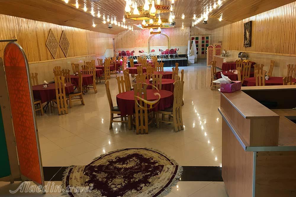 رستوران هتل سه ستاره زریوار مریوان | علاءالدین تراول