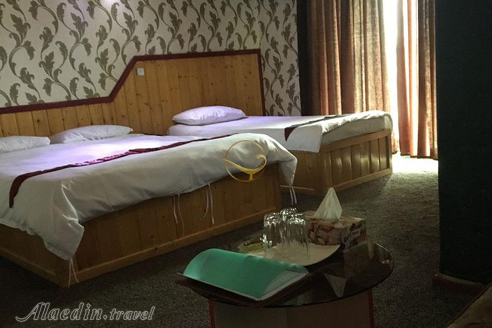 اتاق هتل سه ستاره زریوار مریوان | علاءالدین تراول