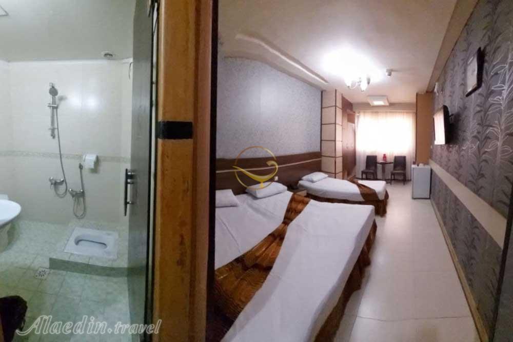 نمای داخلی اتاق هتل ابریشم مشهد | علاءالدین تراول