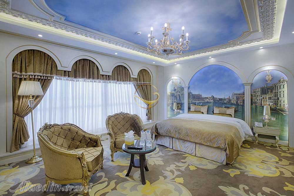 اتاق دبل امپریال سبک معماری ایتالیا هتل 5 ستاره الماس 2 مشهد | علاءالدین تراول