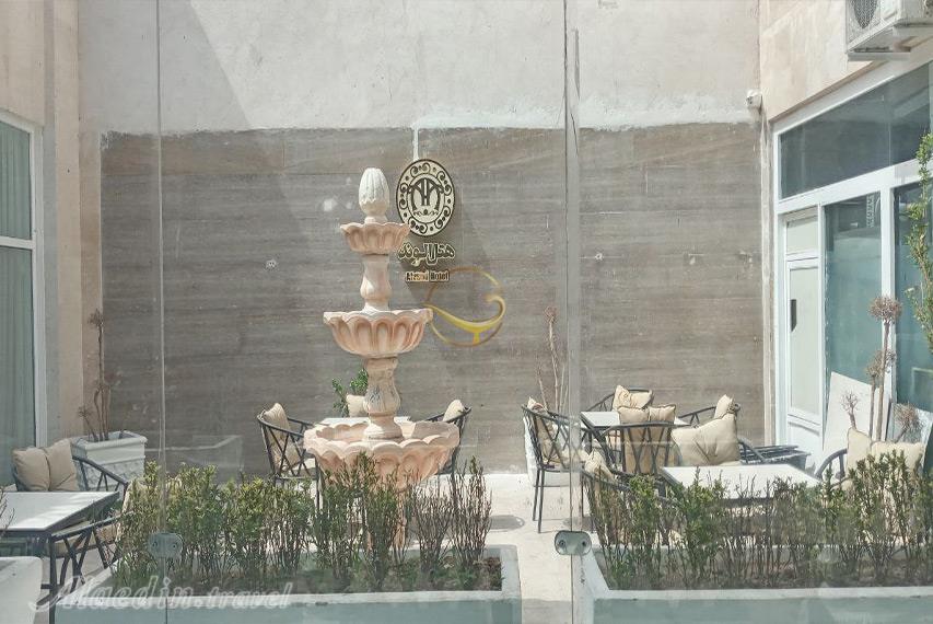 محوطه هتل سه ستاره الوند مشهد | علاءالدین تراول