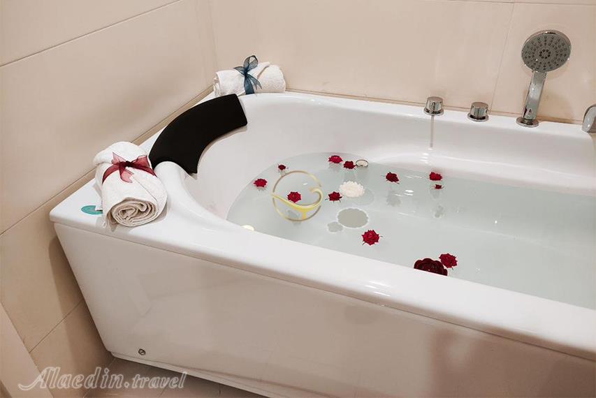 هتل پارس امپراطور مشهد | علاالدین تراول