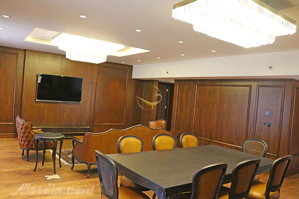 هتل قصر الضیافه رکسان مشهد | علاءالدین تراول