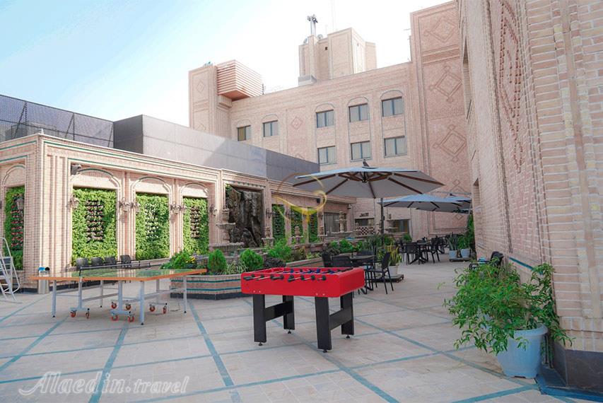 هتل نگین مصلی مشهد | علاالدین تراول