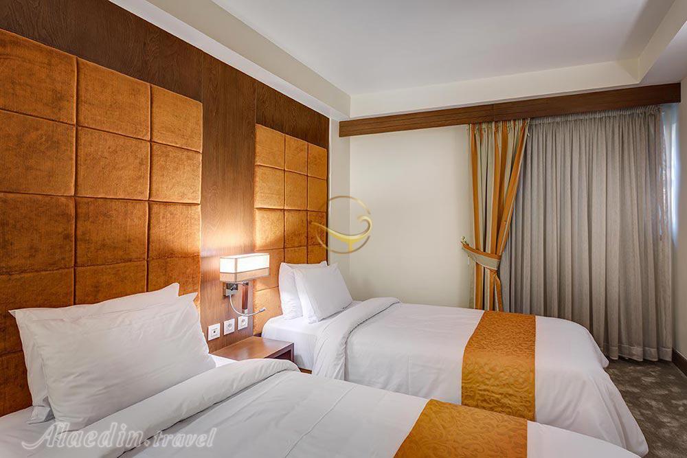 آپارتمان دو خوابه هتل 4 ستاره نگین پاسارگاد مشهد | علاءالدین تراول