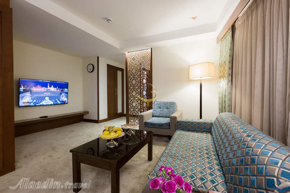 آپارتمان دو خوابه هتل 4 ستاره نگین پاسارگاد مشهد | علاءالدین تراول