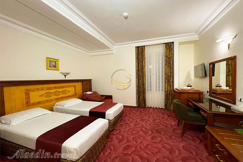 هتل پارسیان مشهد | علاالدین تراول