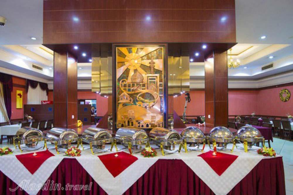 بوفه رستوران هتل سه ستاره ثامن مشهد | علاءالدین تراول