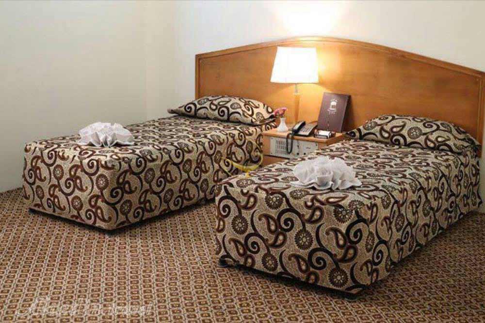 اتاق دوتخته توئین هتل 3 ستاره شیراز مشهد | علاءالدین تراول