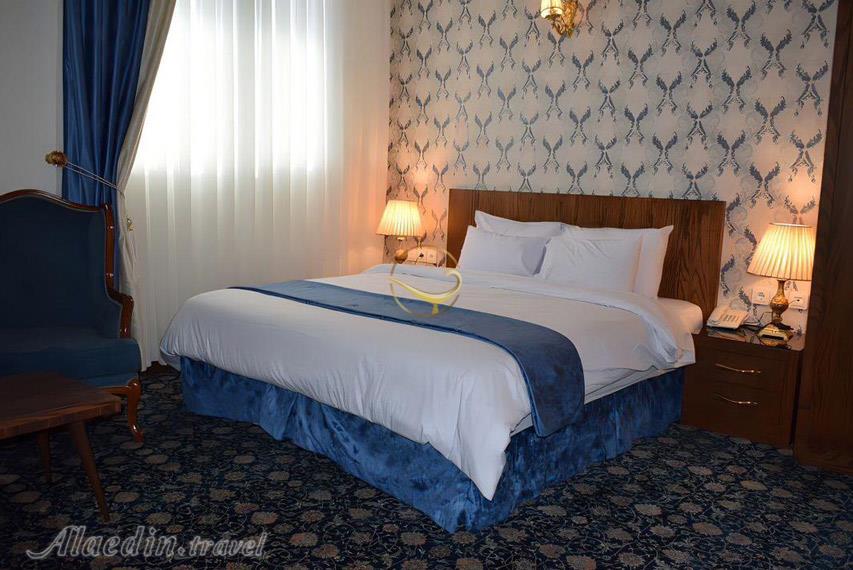 هتل شکوه شارستان مشهد | علاالدین تراول