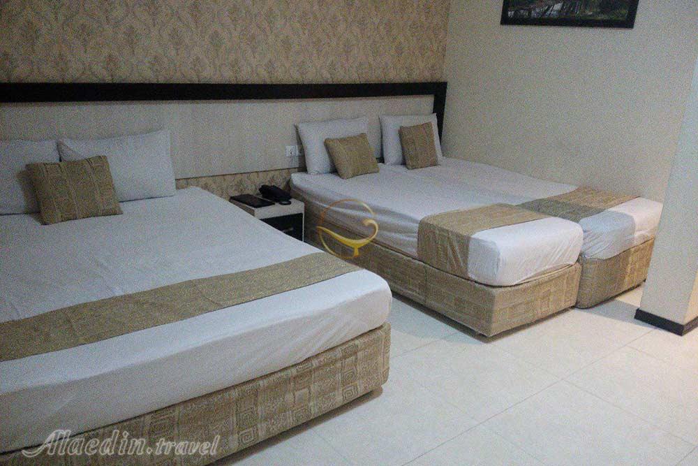 اتاق چهار تخته هتل تیانا مشهد | علاءالدین تراول