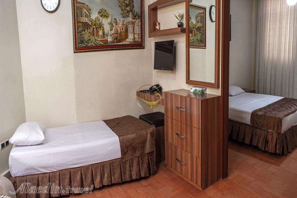 هتل یاقوت شرق مشهد | علاءالدین تراول