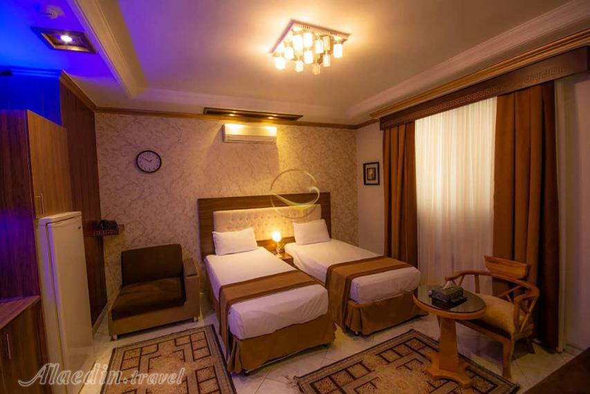 هتل آپارتمان زمرد مشهد | علاالدین تراول