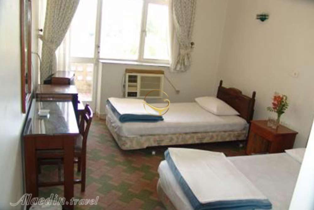 اتاق دوتخته توئین مهمانسرای جهانگردی میناب | علاءالدین تراول